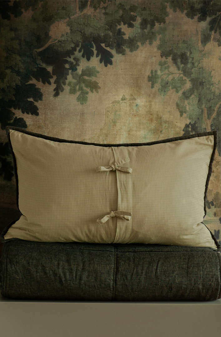 Bianca Lorenne Noma Midnight Moss Bedspread | Luxury Linen Bedspread NZ image 7